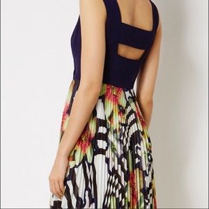 Karen Millen floral print, pleated dress, 10
